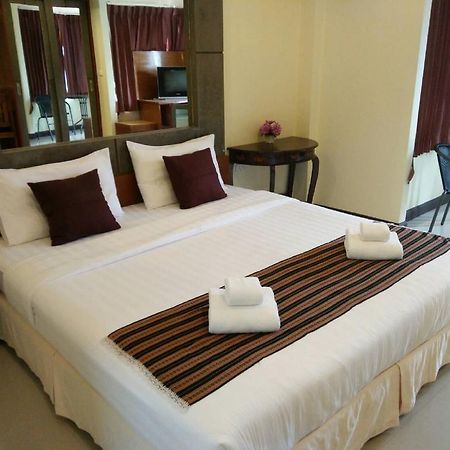 Pornthep Hotel 2 Ban Klong Haeng Bagian luar foto