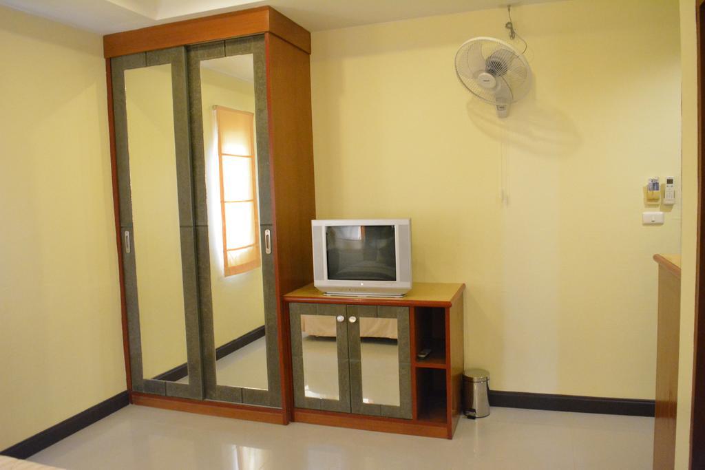 Pornthep Hotel 2 Ban Klong Haeng Bagian luar foto