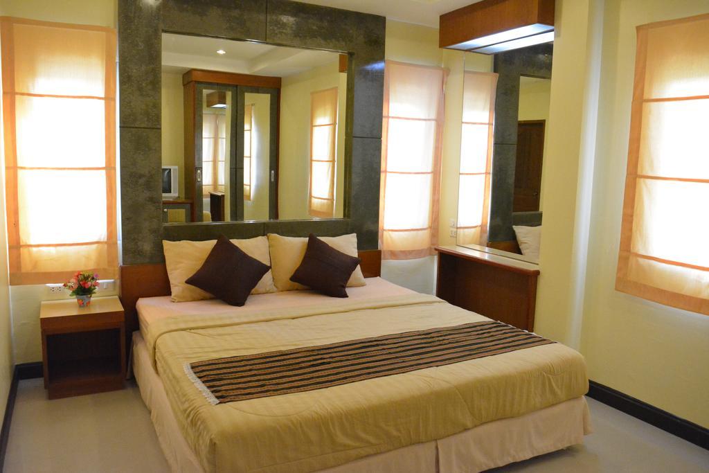 Pornthep Hotel 2 Ban Klong Haeng Bagian luar foto