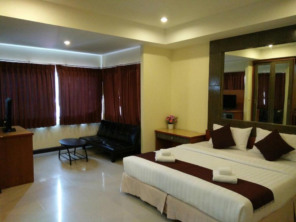 Pornthep Hotel 2 Ban Klong Haeng Bagian luar foto