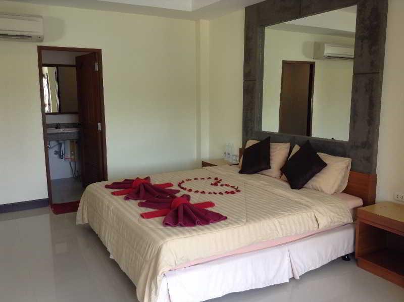 Pornthep Hotel 2 Ban Klong Haeng Bagian luar foto