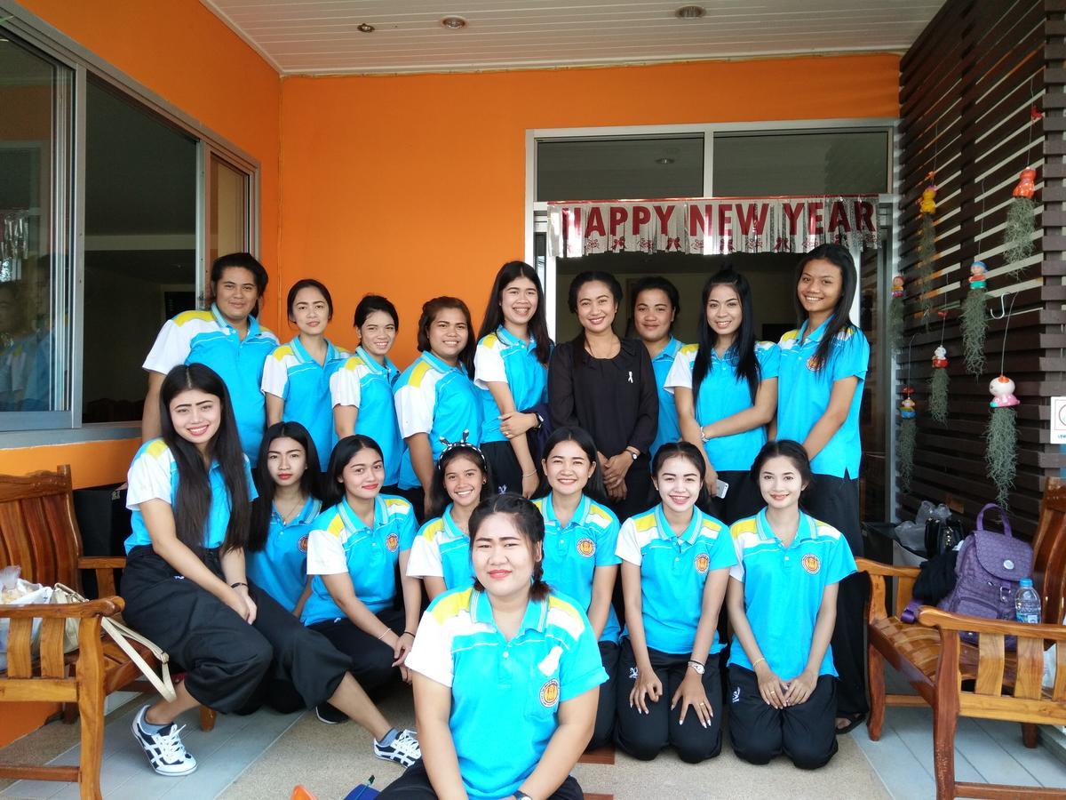 Pornthep Hotel 2 Ban Klong Haeng Bagian luar foto